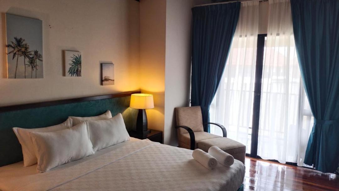 Ark Goldcoast Resort Szepang Kültér fotó